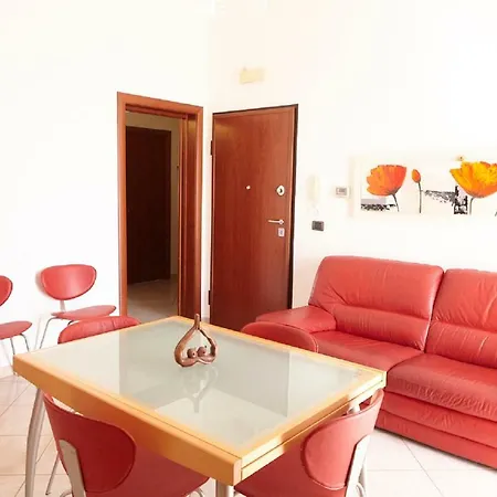 Baciata Dal Sole * Monopoli